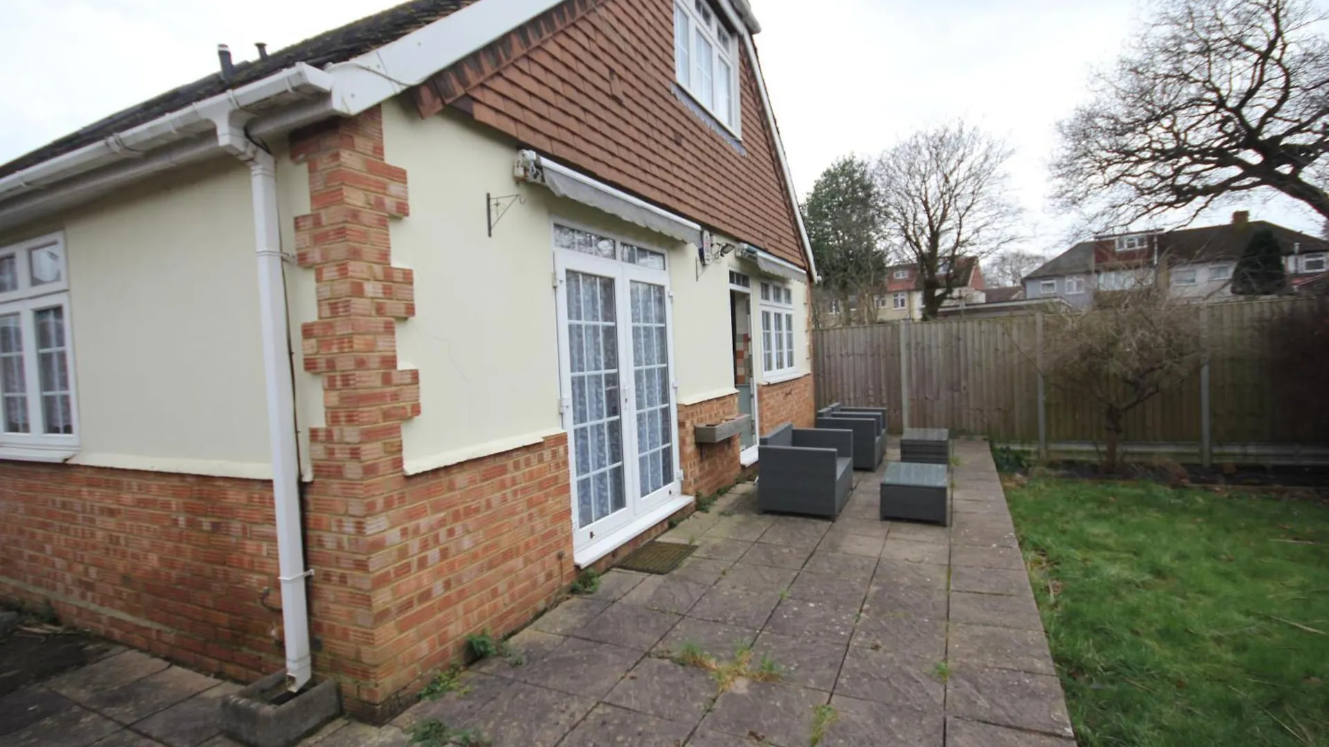 The Oaks Place Hanworth Holiday home