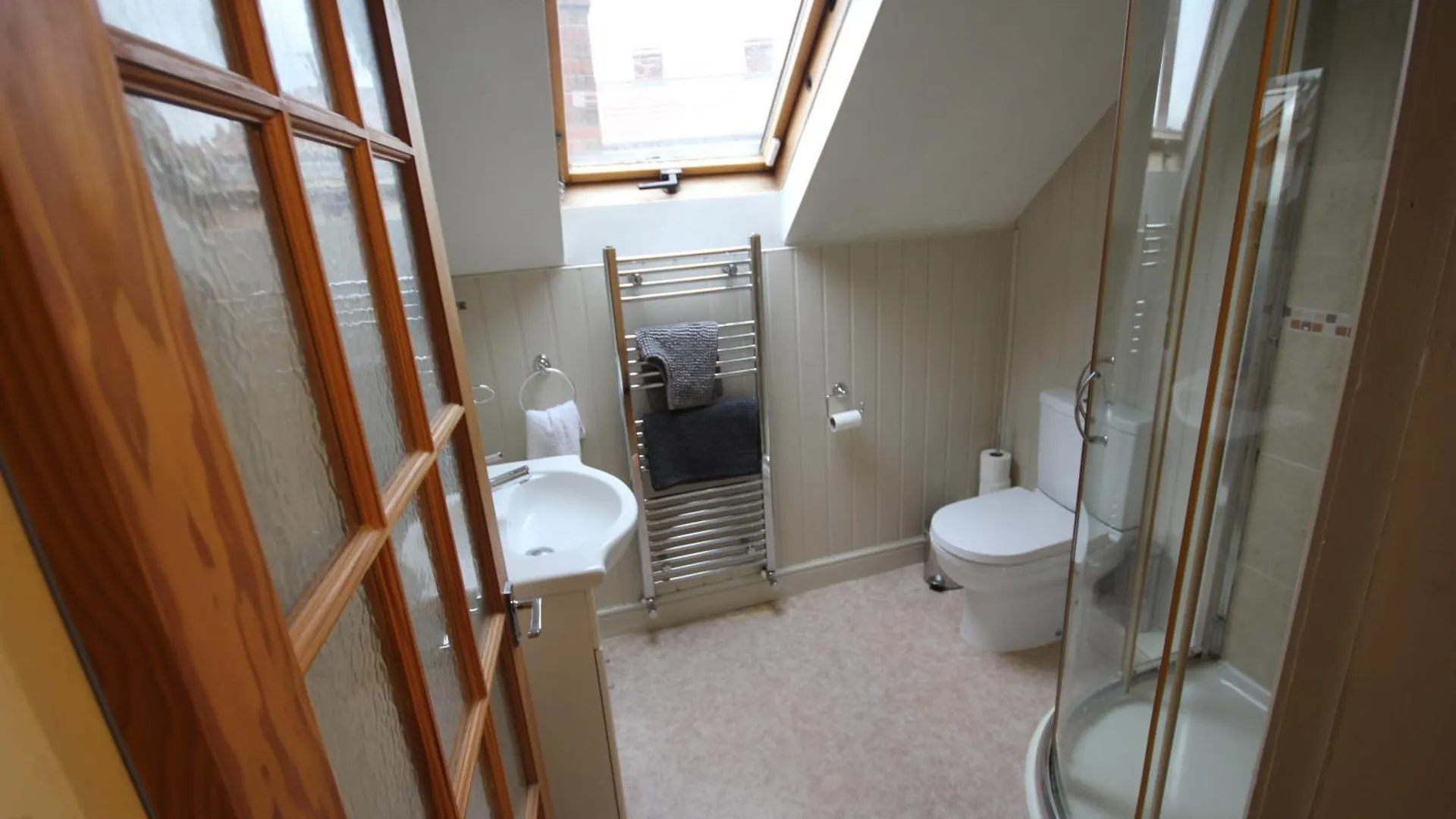 Holiday home The Oaks Place Hanworth